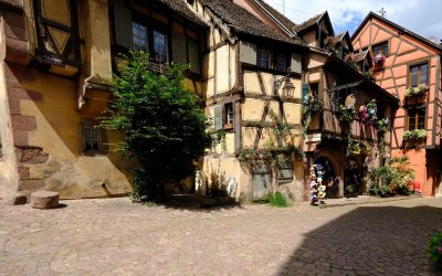 Riquewihr, so stellt man sich einen malerischen Weinort vor